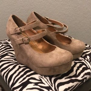 Strapy Wedges